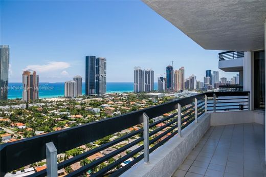 Residential complexes in Aventura, Miami-Dade