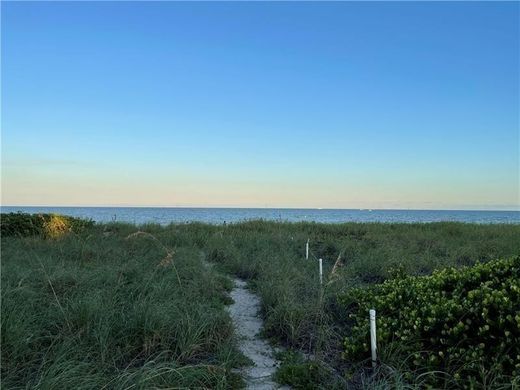 Lauderdale-by-the-Sea, Broward Countyのアパートメント・コンプレックス