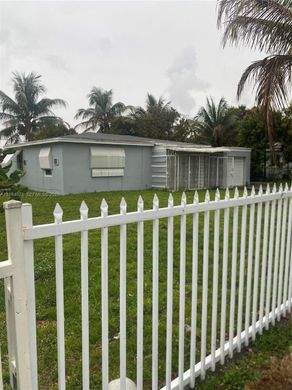 Villa a North Miami, Miami-Dade County