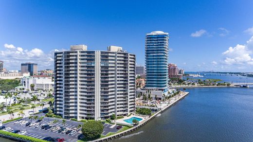 公寓楼  West Palm Beach, Palm Beach County