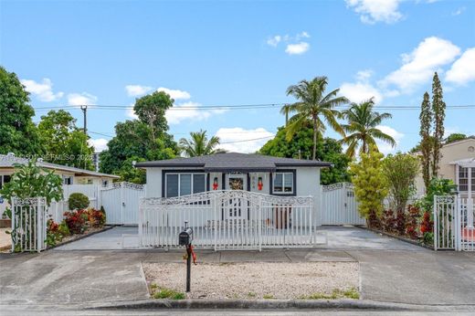 Villa Hialeah, Miami-Dade County