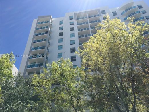 Residential complexes in Miami, Miami-Dade