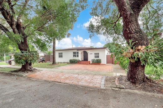 Villa in South Miami, Miami-Dade County