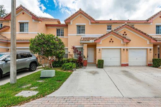 Townhouse in Miramar, Broward County
