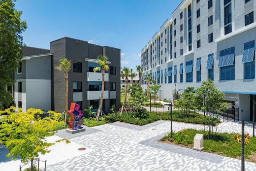 Жилой комплекс, South Miami, Miami-Dade County