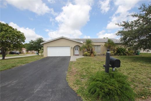 Villa in Coral Springs, Broward County