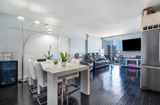Complesso residenziale a Miami Beach, Miami-Dade County