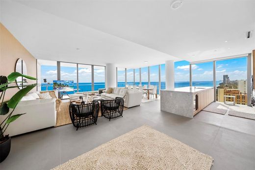 Complesso residenziale a Hallandale Beach, Broward County