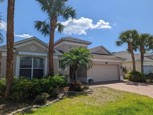 Villa in Estero, Lee County