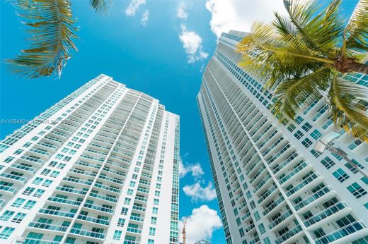 Residential complexes in Miami, Miami-Dade