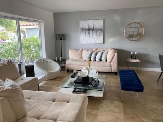 Villa in Hollywood, Broward County