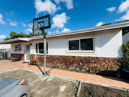 别墅  Opa-locka North  (historical), Miami-Dade County