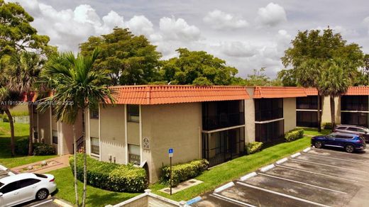 Residential complexes in Miami, Miami-Dade