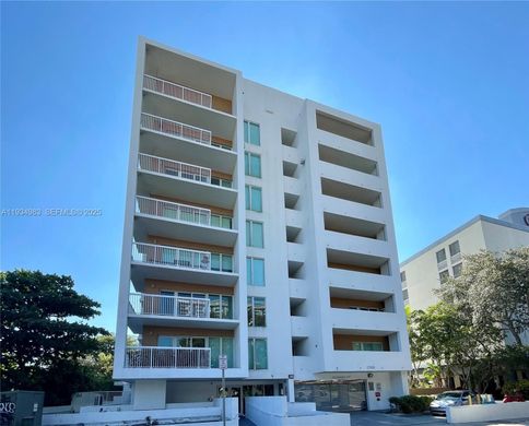 Komplex apartman Miami, Miami-Dade County