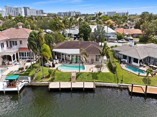 Villa in Pompano Beach, Broward County