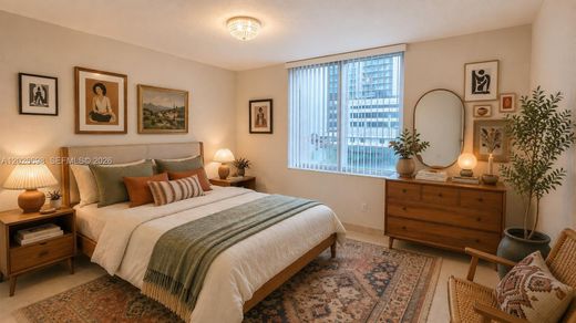 Complesso residenziale a Miami, Miami-Dade County
