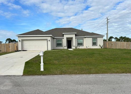 Villa in Port Saint Lucie, Saint Lucie County
