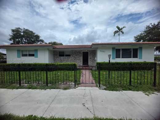 Villa in Miami Heights Trailer Park, Miami-Dade