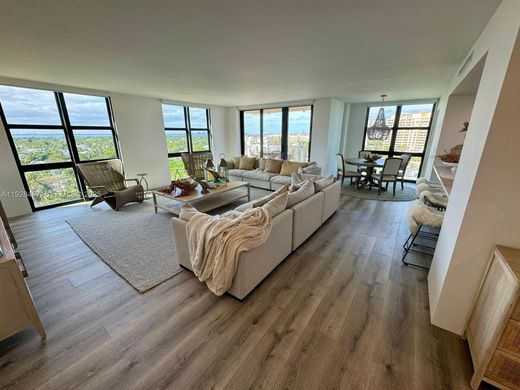 Komplex apartman Key Biscayne, Miami-Dade County