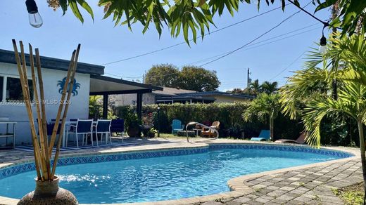 Villa à Hallandale Beach, Comté de Broward