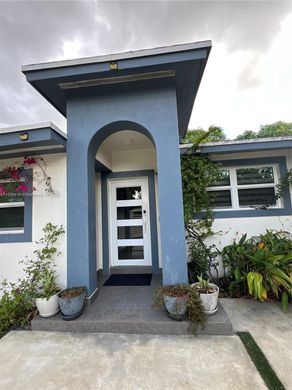 Villa en North Miami, Miami-Dade County