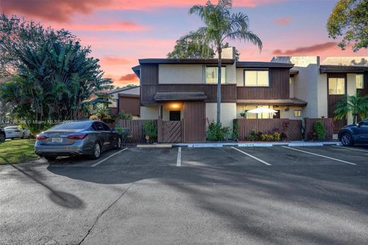 Casa di città a North Lauderdale, Broward County