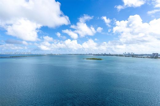Residential complexes in Miami, Miami-Dade