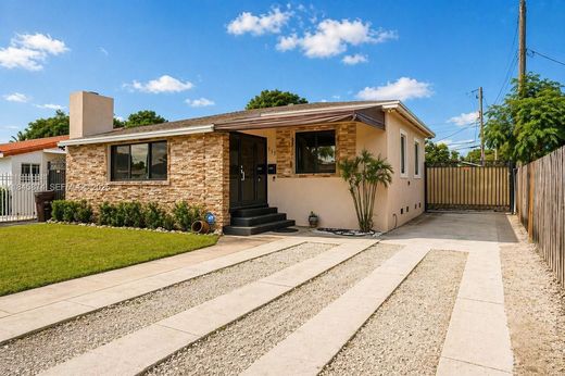Villa in Hialeah, Miami-Dade