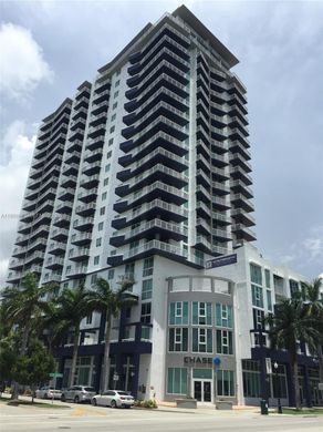 Kamienica w Miami, Miami-Dade County