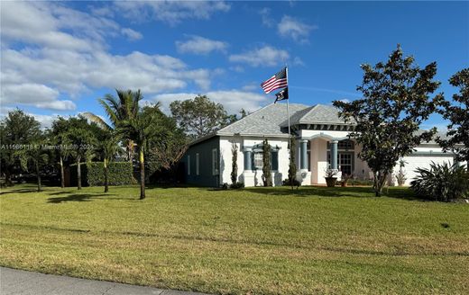 Villa Port Saint Lucie, Saint Lucie County