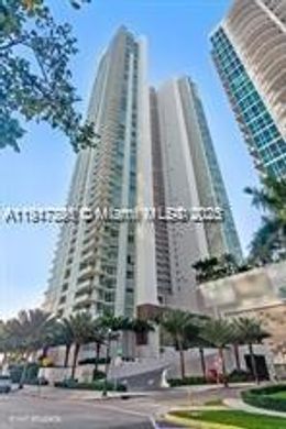 Complesso residenziale a Miami, Miami-Dade County