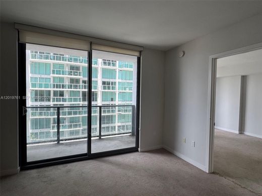 Residential complexes in Miami, Miami-Dade