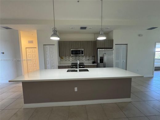 Residential complexes in Doral, Miami-Dade