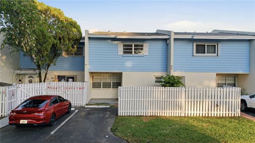 Komplex apartman Cutler Bay, Miami-Dade County