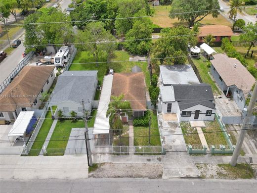 Villa in Miami Heights Trailer Park, Miami-Dade County