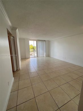 Жилой комплекс, North Miami, Miami-Dade County