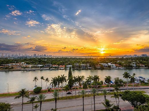 Complesso residenziale a Miami Beach, Miami-Dade County