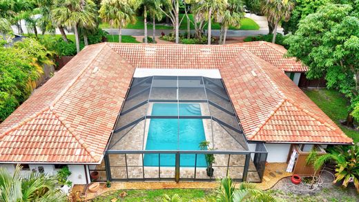 Villa Sewall's Point, Martin County