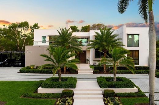 Villa in Pinecrest, Miami-Dade