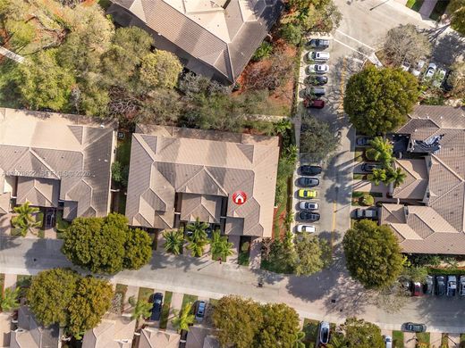 Townhouse in Weston, Broward County