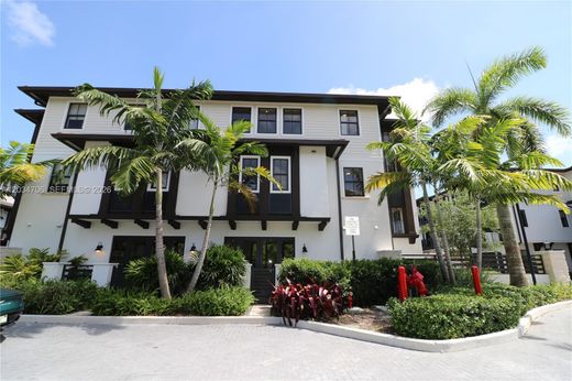 Casa di città a Pinecrest, Miami-Dade County