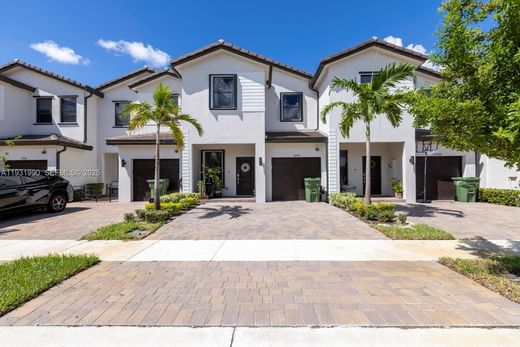 城市独宅  Pembroke Pines, Broward County