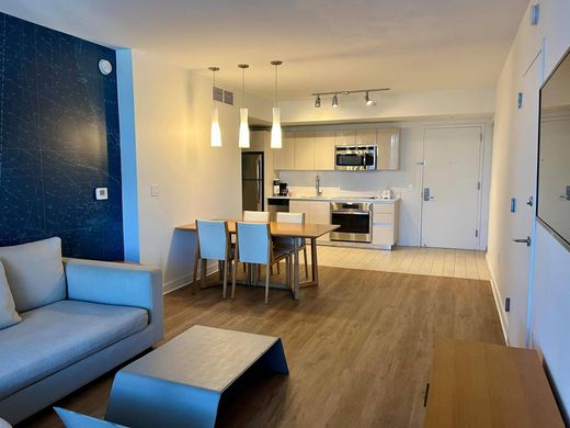 Kamienica w Hallandale Beach, Broward County