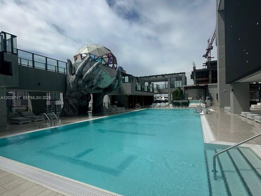 Residential complexes in Miami, Miami-Dade
