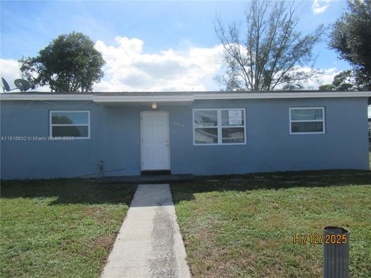 Villa in Miami Gardens, Miami-Dade County