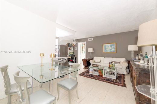 Complexes résidentiels à Miami Beach, Comté de Miami-Dade