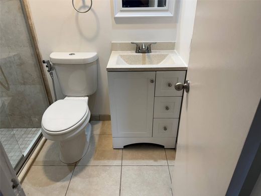 Greenacres City, Palm Beach Countyのアパートメント・コンプレックス