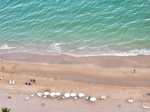 Жилой комплекс, Hallandale Beach, Broward County