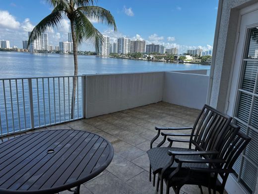 Complesso residenziale a Sunny Isles Beach, Miami-Dade County