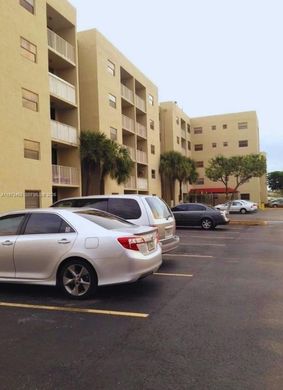 Complesso residenziale a Miami, Miami-Dade County